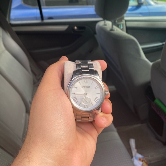 Express watch - Picture 1 of 2